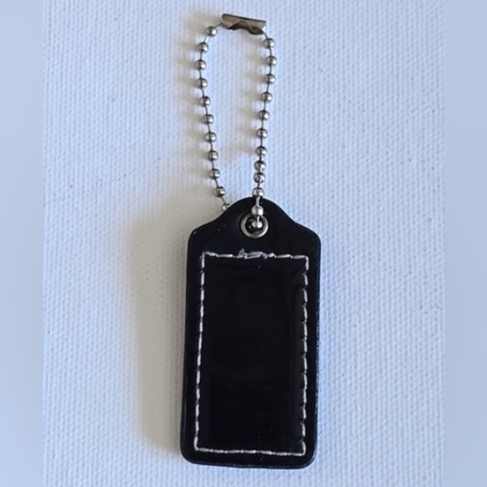 Coach Patent Leather “Black” Hangtag (with silver toned hardware) - Picture 6 of 8